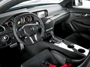 奔驰C63现车促销底价保证 优惠倾情放送