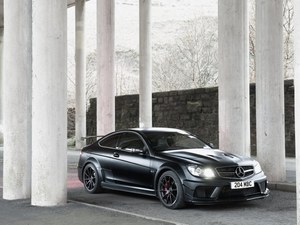 奔驰C63现车促销底价保证 优惠倾情放送