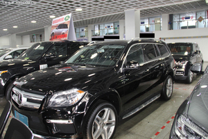 奔驰GL550新车到店优惠 体验豪车零距离