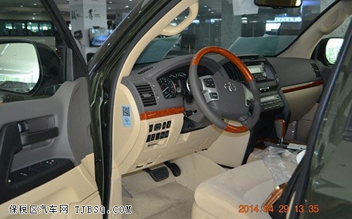 丰田酷路泽4000中东版现车到店 热销惊喜折扣