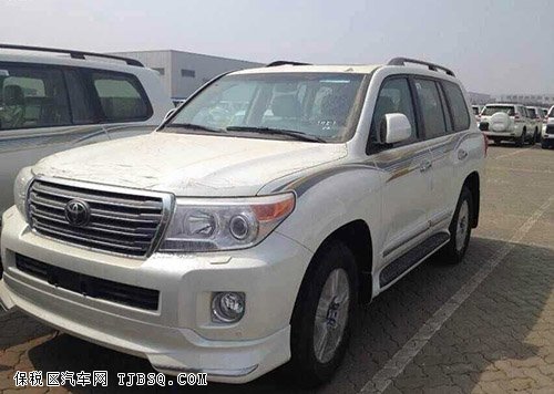 丰田酷路泽4000中东版 港口现车折上折