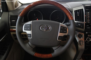 丰田酷路泽5700美规版 零利润促销到底