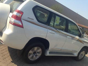 丰田普拉多2700中东版超值优惠 新款现车降价