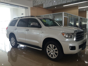 丰田红杉震撼降价 天津现车零利润畅销港口