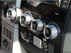 丰田红杉震撼降价 天津现车零利润畅销港口