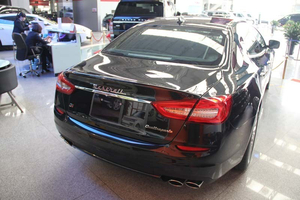 玛莎拉蒂总裁现车 天津港触底价销售中