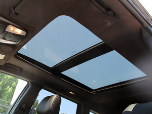 JEEP大切诺基现车紧俏 巨幅清仓等您来