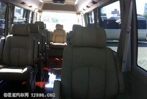 2014款丰田考斯特专业改装 瞬间提速更平稳