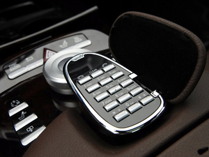 奔驰S400尊贵版促销疯抢 现车限时折扣14万