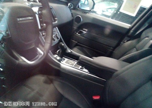 新款路虎揽胜运动版 现车周末跌翻最低报价