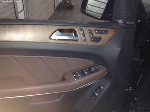 进口奔驰GL550现车到店 天津港让利最高值