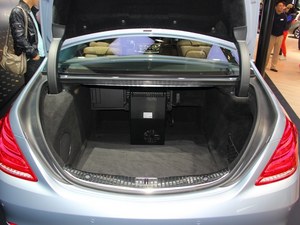 进口奔驰S600全国最低价 立时剧降酬宾