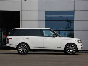 2014款路虎揽胜行政3.0T加长 176.8万促销