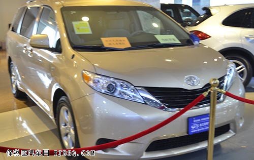 丰田塞纳天津港现车震撼报价 月中商家优惠售