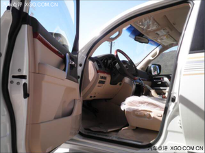 丰田酷路泽4000中东版现车 霸气降价超值回馈