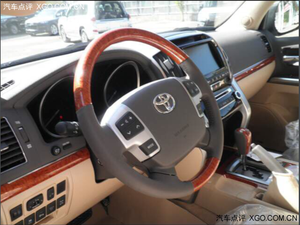 丰田酷路泽4000中东版现车 霸气降价超值回馈