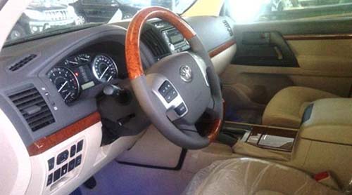 丰田酷路泽4000中东版 现车酷路泽配置可选