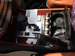 雷克萨斯LX570鼎力特惠中 现车巅峰折扣巨献