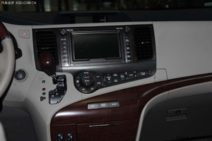 丰田塞纳现车回馈客户 升级冲量超低价