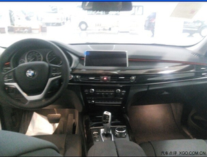进口宝马X5现车折上折 天津港锋芒底价