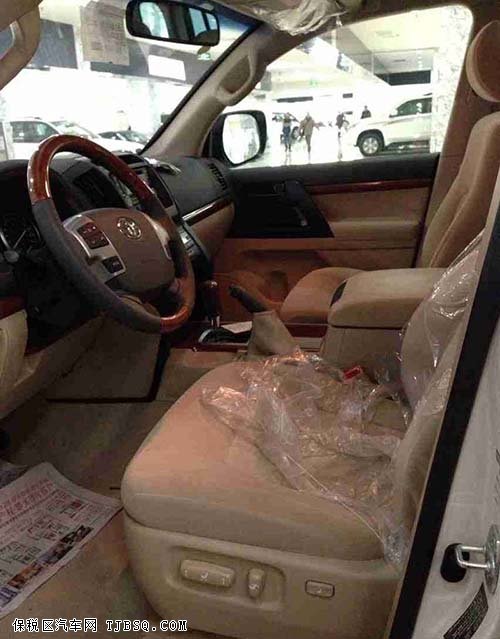 丰田酷路泽4000中东版 现车疯狂让利底价冲量