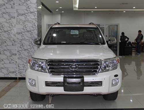 丰田酷路泽4000中东版报价 港口促销底价喝彩