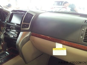 丰田酷路泽5700美规版现车 乐享巅峰新折扣