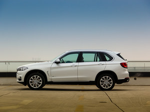 宝马X5惊艳价强势来袭 宝马X5现车巨额优惠