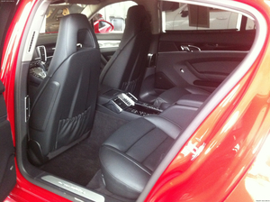 保时捷panamera现车报价 低价风暴旷世促销