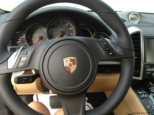 2014款保时捷卡宴铂金版 底价砰然心动