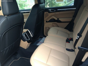 2014款保时捷卡宴铂金版 底价砰然心动