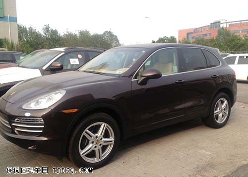 2014款保时捷卡宴铂金版 底价砰然心动