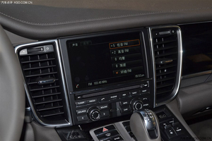 中规版保时捷帕纳梅拉 现车四驱优惠再升级