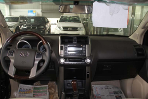 2014款丰田普拉多2700 新车到店欢迎莅临