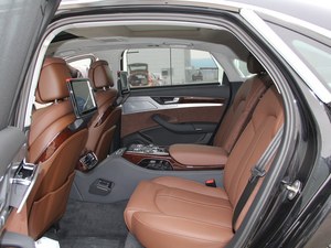 奥迪A8最新优惠报价 天津现车紧俏巨幅清仓