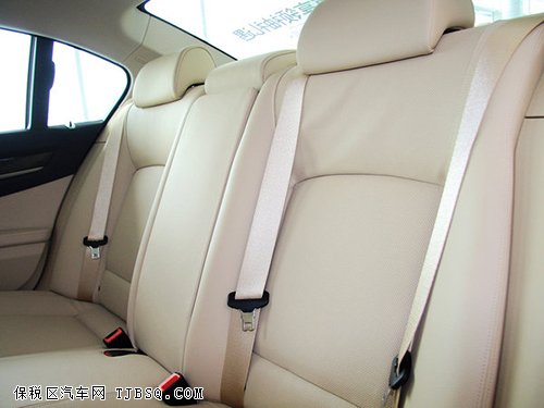 2013款宝马740Li 操作快捷给力特价出售