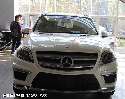 奔驰GL550报价180万 港口现价基础上再打折
