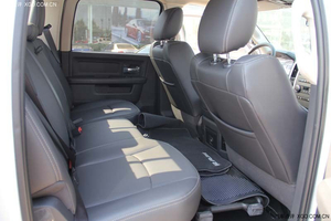 道奇公羊运动版 现车限时低价促销放心选购