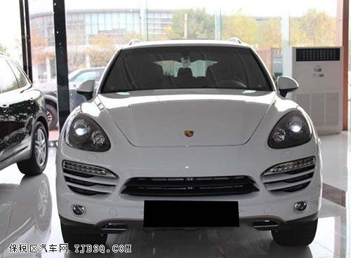 保时捷卡宴港口现车热销 疯狂降价享受好礼