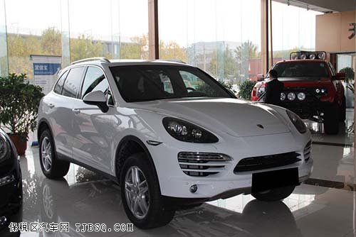 保时捷卡宴港口现车热销 疯狂降价享受好礼