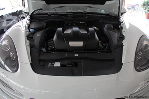 保时捷卡宴港口现车热销 疯狂降价享受好礼