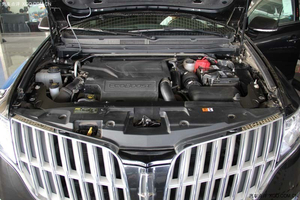 2014款林肯MKT黑/棕 顶配热卖仅77.5万