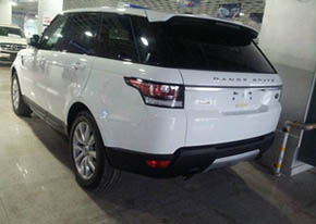 2014款路虎揽胜运动版 加规版HSE包现车102万起