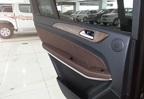 奔驰GL350加版2014款 现车豪华包/驾驶辅助包106万