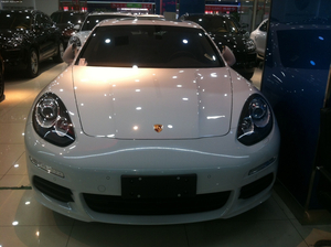 保时捷帕纳梅拉现车优惠 panamera精彩抛售