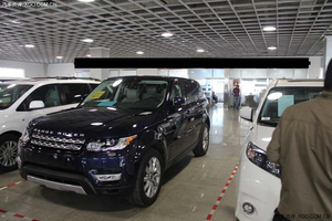 路虎揽胜运动版 现车超低折扣畅销一降到底