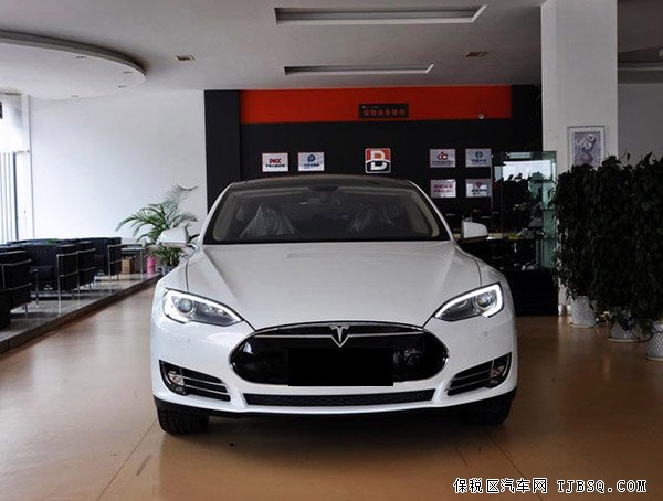 特斯拉卓越性能新标准 现车世界口碑电动超跑