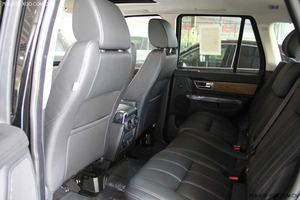 路虎揽胜运动版港口现车 超低折扣优惠畅销