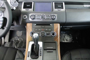 路虎揽胜运动版港口现车 超低折扣优惠畅销