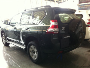 丰田霸道4000中东版现车优惠 普拉多降价甩卖